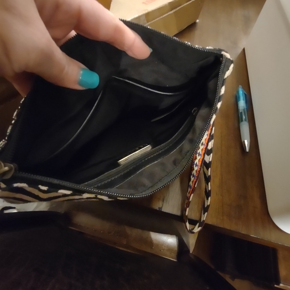 NWOT Large Jeweled Wristlet - Picture 3 of 9